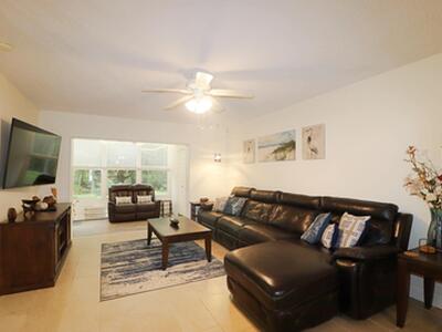 133 Lakes End Drive, Fort Pierce, FL 34982