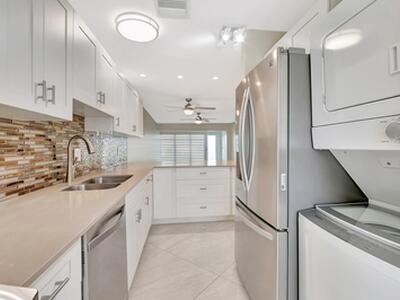 1131 Violet Terrace, Delray Beach, FL 33445