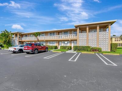 1131 Violet Terrace, Delray Beach, FL 33445