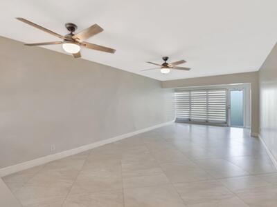 1131 Violet Terrace, Delray Beach, FL 33445