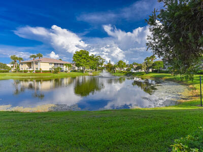 1531 SE Royal Green Circle, Port Saint Lucie, FL 34952