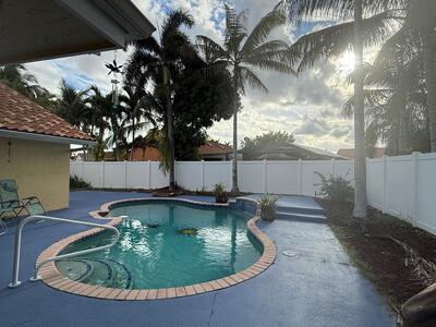 9707 Sun Pointe Drive, Boynton Beach, FL 33437