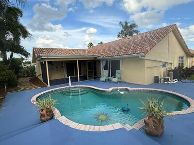 9707 Sun Pointe Drive, Boynton Beach, FL 33437