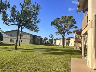 1766 Abbey Road, West Palm Beach, FL 33415