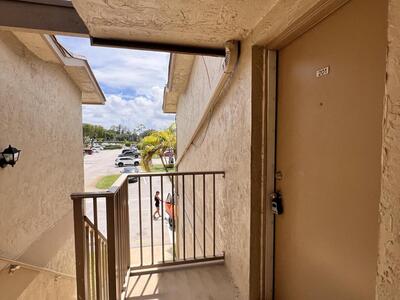 1766 Abbey Road, West Palm Beach, FL 33415