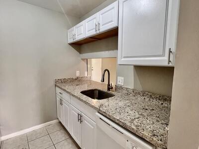 1766 Abbey Road, West Palm Beach, FL 33415