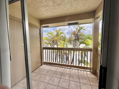 1766 Abbey Road, West Palm Beach, FL 33415