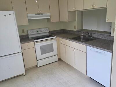 3369 Perimeter Drive, Greenacres, FL 33467