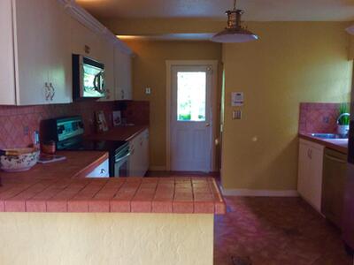 382 Ellamar Road, West Palm Beach, FL 33405