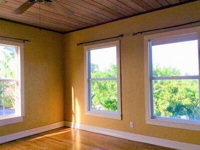 382 Ellamar Road, West Palm Beach, FL 33405