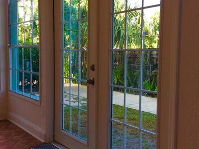 382 Ellamar Road, West Palm Beach, FL 33405