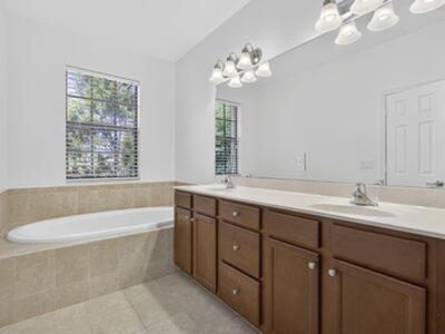 10348 Wellington Parc Drive, Wellington, FL 33449