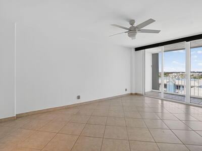 800 SE 20th Avenue, Deerfield Beach, FL 33441