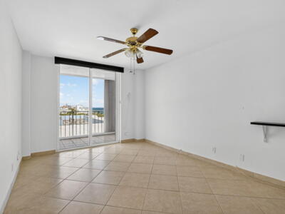 800 SE 20th Avenue, Deerfield Beach, FL 33441