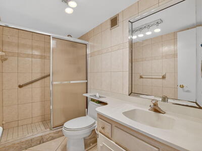 800 SE 20th Avenue, Deerfield Beach, FL 33441