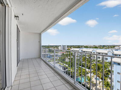 800 SE 20th Avenue, Deerfield Beach, FL 33441