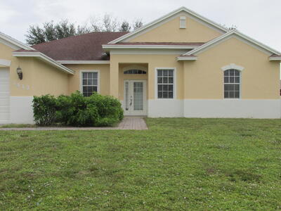 3413 SW San Benito Street