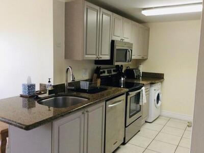 2100 Greenview Shores Boulevard, Wellington, FL 33414