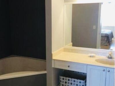 2100 Greenview Shores Boulevard, Wellington, FL 33414