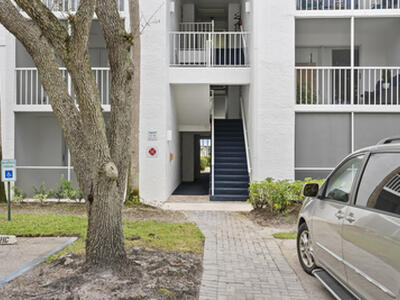 2518 SE Anchorage Cove, Port Saint Lucie, FL 34952