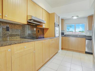 254 NW 6th Avenue, Boca Raton, FL 33432