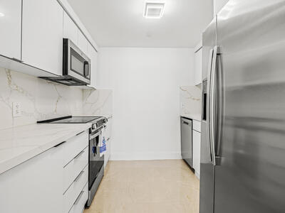 6365 Collins Avenue, Miami Beach, FL 33141