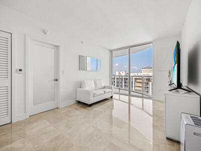 6365 Collins Avenue, Miami Beach, FL 33141