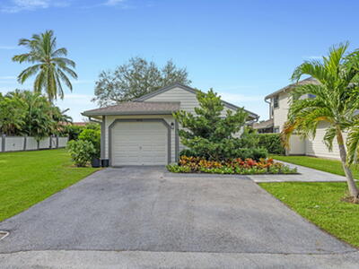 2474 Bedford Mews Drive, Wellington, FL 33414