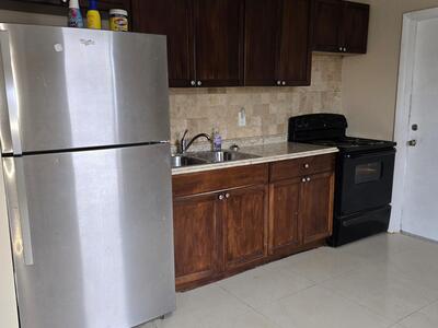 547 W 4th Street, Riviera Beach, FL 33404