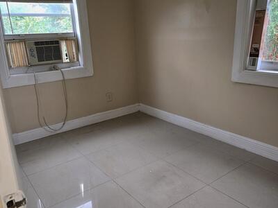 547 W 4th Street, Riviera Beach, FL 33404