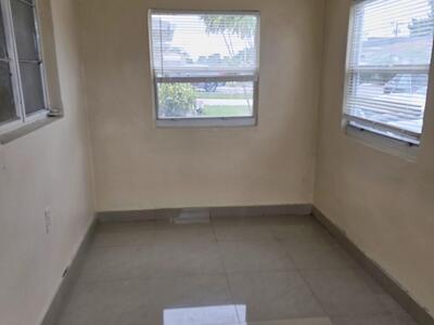 547 W 4th Street, Riviera Beach, FL 33404