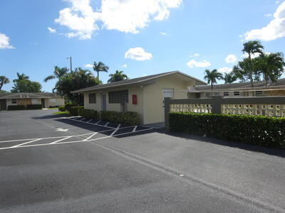 2723 E Emory Drive, West Palm Beach, FL 33415