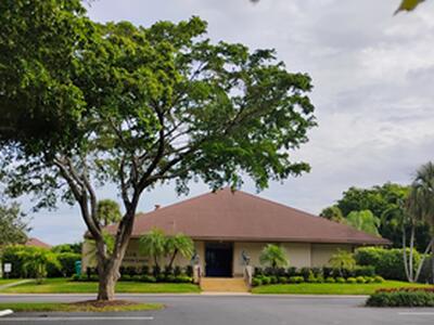 51 Mayfair Lane, Boynton Beach, FL 33426