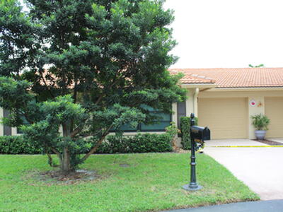 4595 Laurel Tree Road