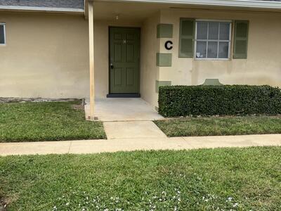 5483 Cresthaven Boulevard