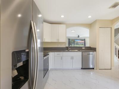 6219 Eaton Street, West Palm Beach, FL 33411