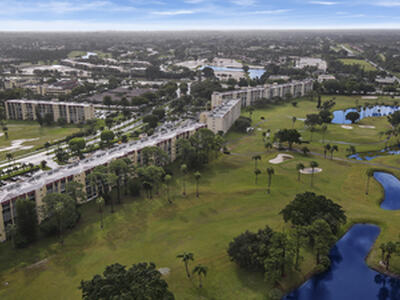 3755 Via Poinciana, Lake Worth, FL 33467