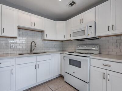 801 NE 3rd Street, Boynton Beach, FL 33435