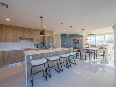 117 Lake Avenue, Lake Worth, FL 33460