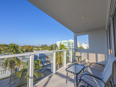 117 Lake Avenue, Lake Worth, FL 33460