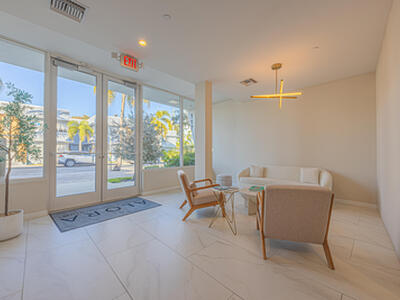 117 Lake Avenue, Lake Worth, FL 33460