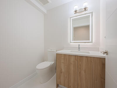 117 Lake Avenue, Lake Worth, FL 33460