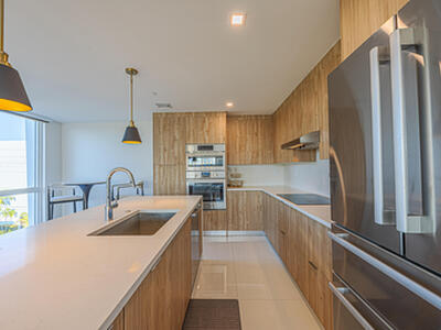 117 Lake Avenue, Lake Worth, FL 33460