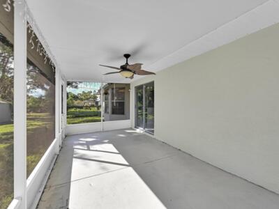 462 NW Sherbrooke Avenue, Port Saint Lucie, FL 34983