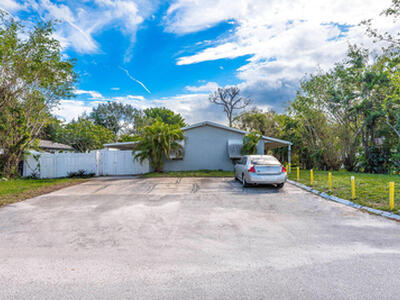 4468 Steven Road, Lake Worth, FL 33461