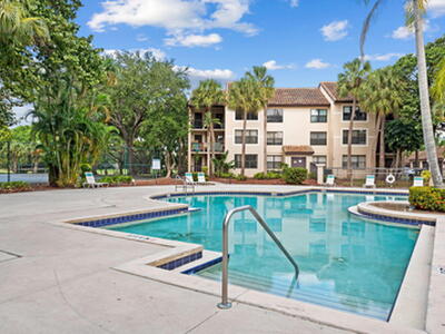 Pompano Beach, FL 33069