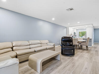 9292 Vista Del Lago, Boca Raton, FL 33428