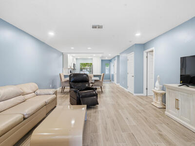 9292 Vista Del Lago, Boca Raton, FL 33428