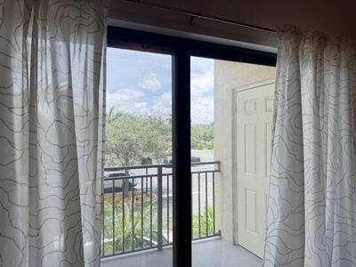 4907 Midtown Lane, Palm Beach Gardens, FL 33418