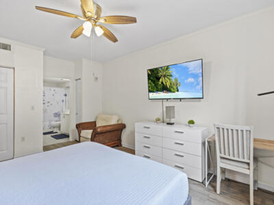 630 S Sapodilla Avenue, West Palm Beach, FL 33401